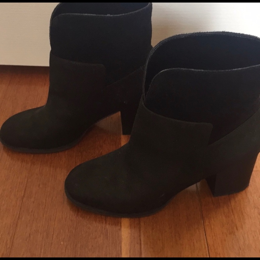 Nine West black leather boots